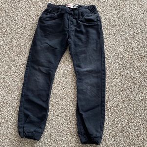 Levi’s knit joggers boys medium 10/12
